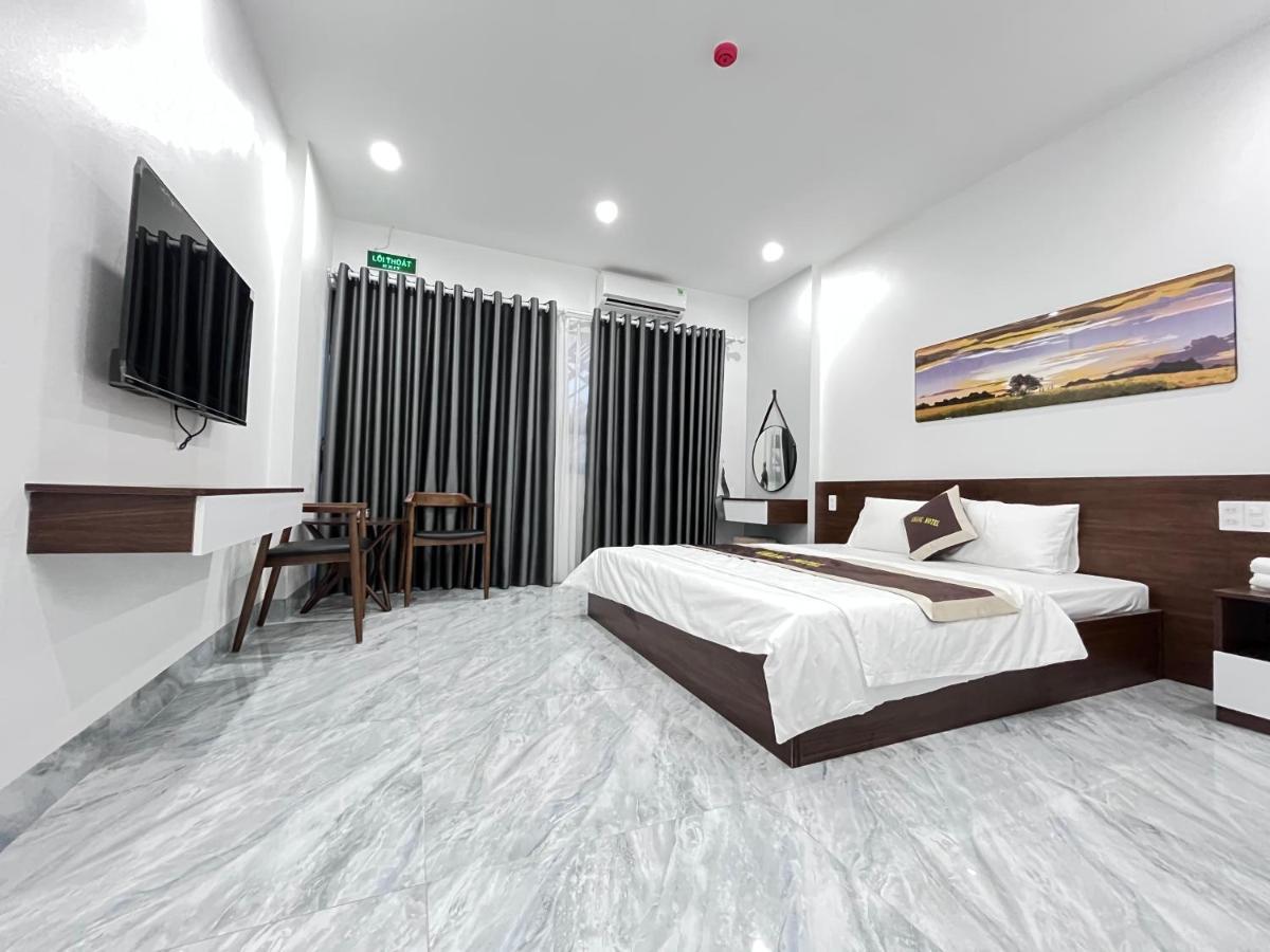Khang Hotel Phủ Từ Sơn Exteriör bild