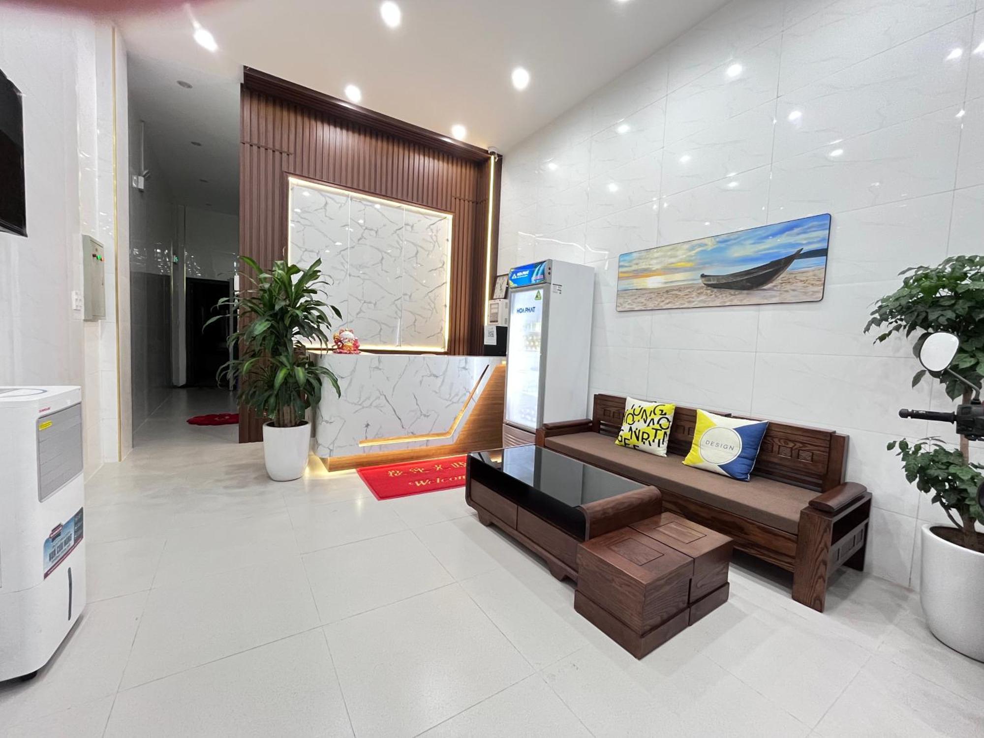 Khang Hotel Phủ Từ Sơn Exteriör bild
