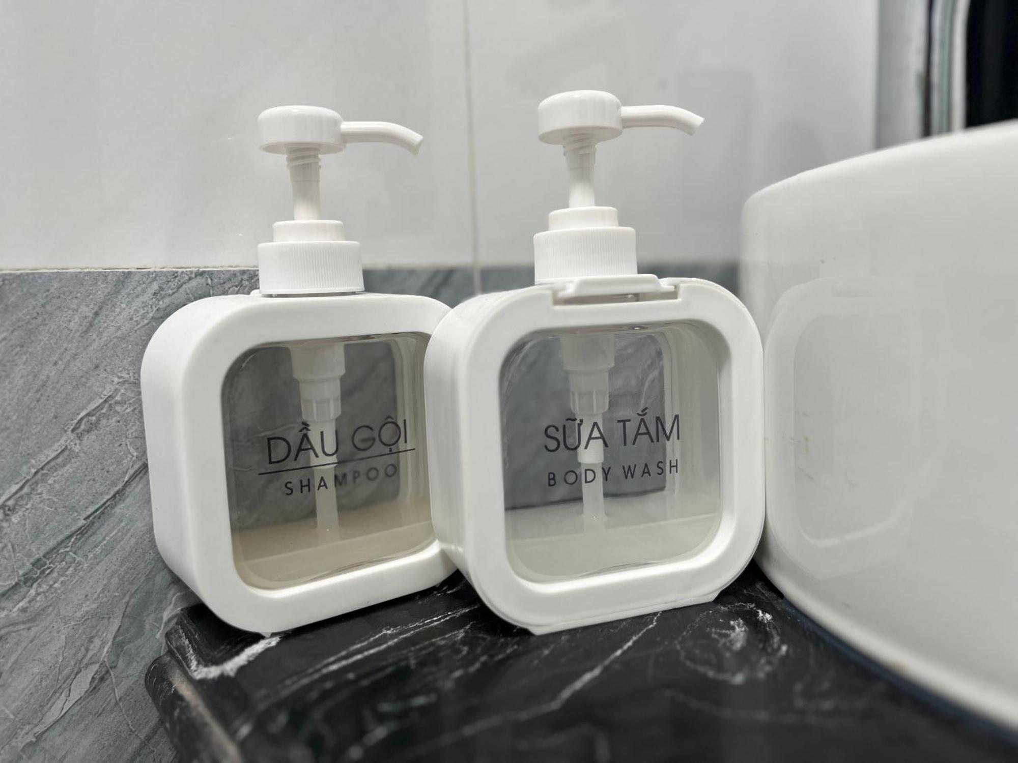 Khang Hotel Phủ Từ Sơn Rum bild